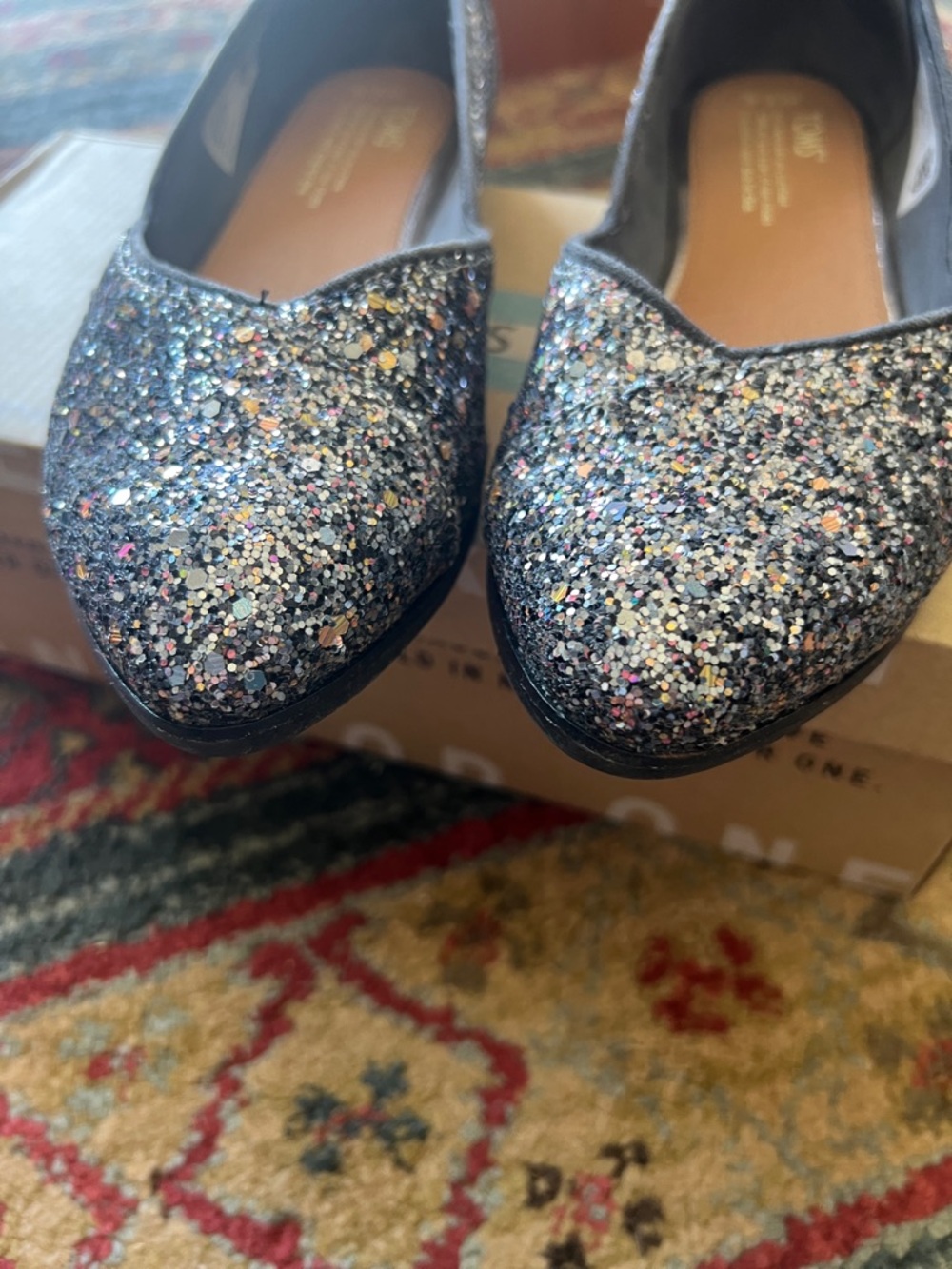 Toms Womens Jutti Rainbow Glitter Ballet Flats Size 7.5